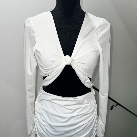 NWT Superdown Rubena Mini Dress in Ivory - Picture 6 of 12